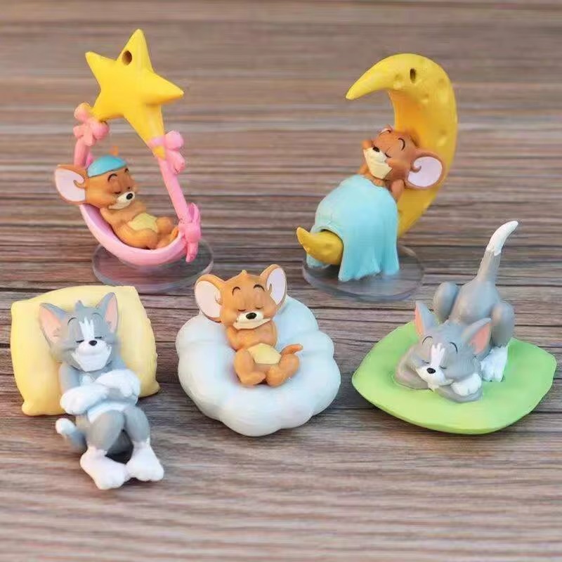 5-Piece Tom & Jerry Cozy Sleep Mini Collectible Set - Image 4