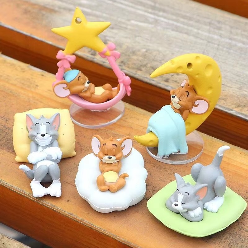 5-Piece Tom & Jerry Cozy Sleep Mini Collectible Set - Image 6