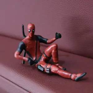 Deadpool Thumbs Up Collectible Figure