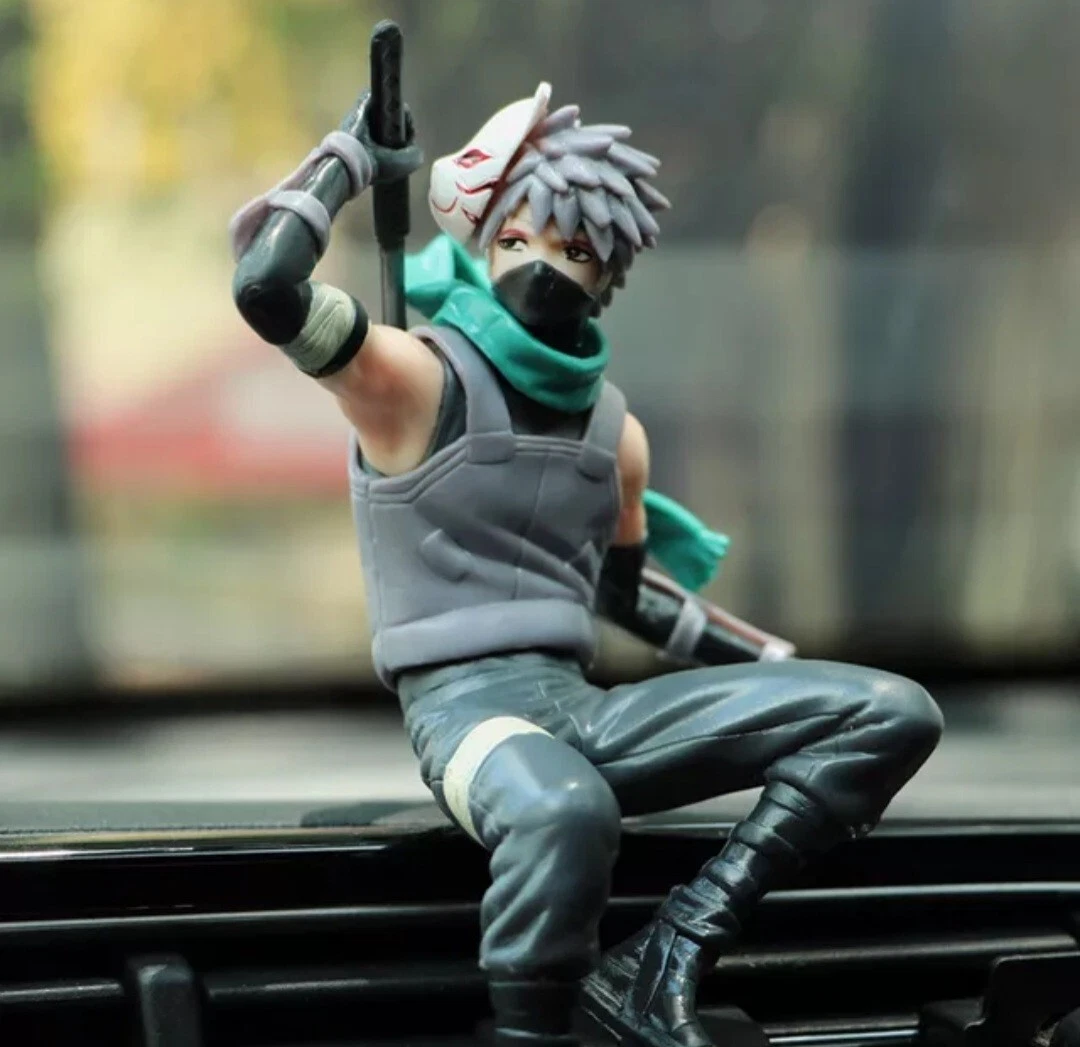 Kakashi Hatake Collectible Figure - Image 8