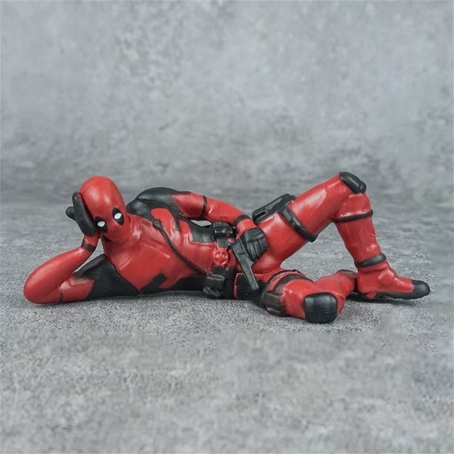 Reclining Deadpool Collectible Figure - Image 3