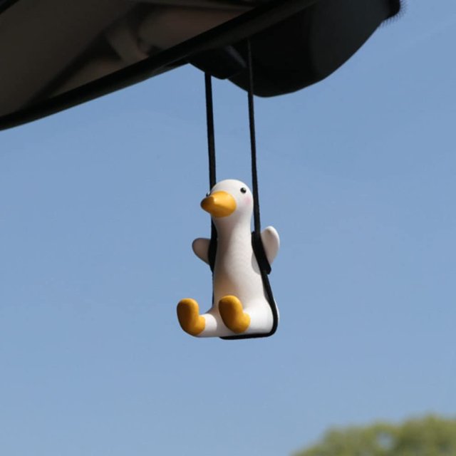 Swinging Duck Car Hanging Pendant - Image 5