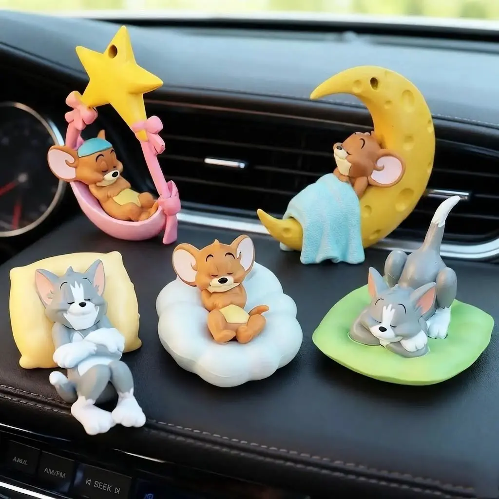 5-Piece Tom & Jerry Cozy Sleep Mini Collectible Set