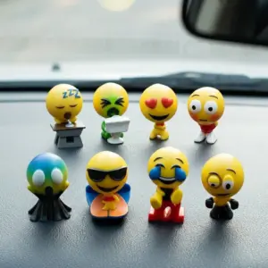 Mini Smile Collectible Set – 8 Pieces